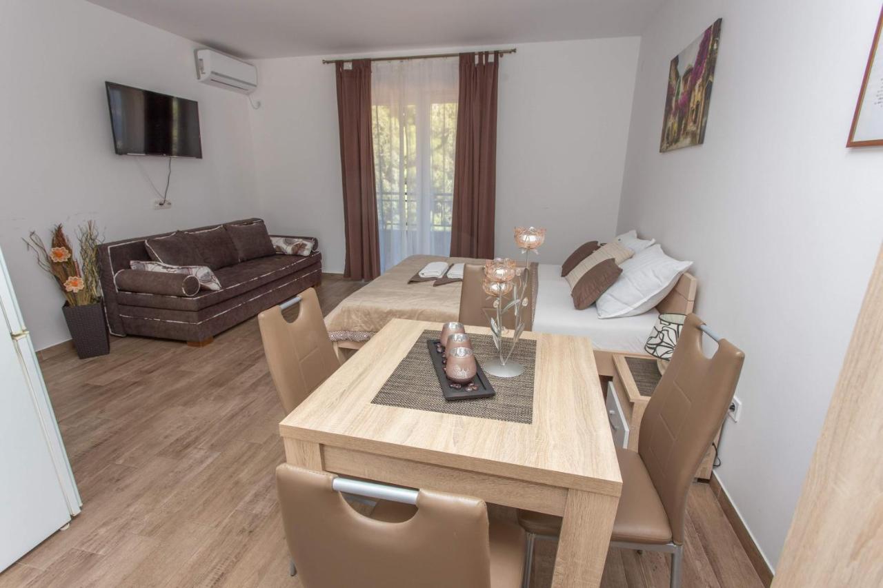 Apartments Gvozdenovic Herceg Novi Exterior photo