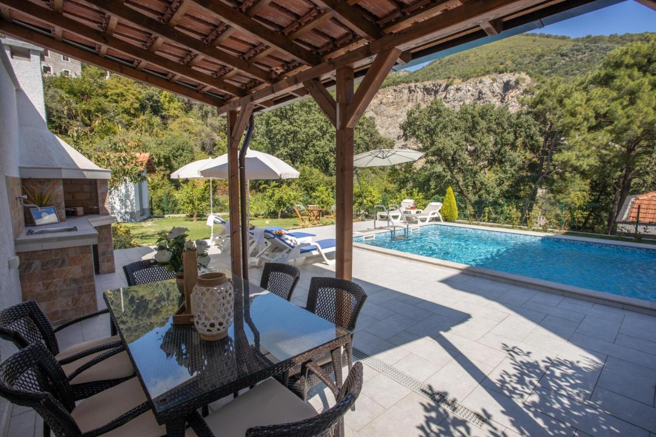Apartments Gvozdenovic Herceg Novi Exterior photo