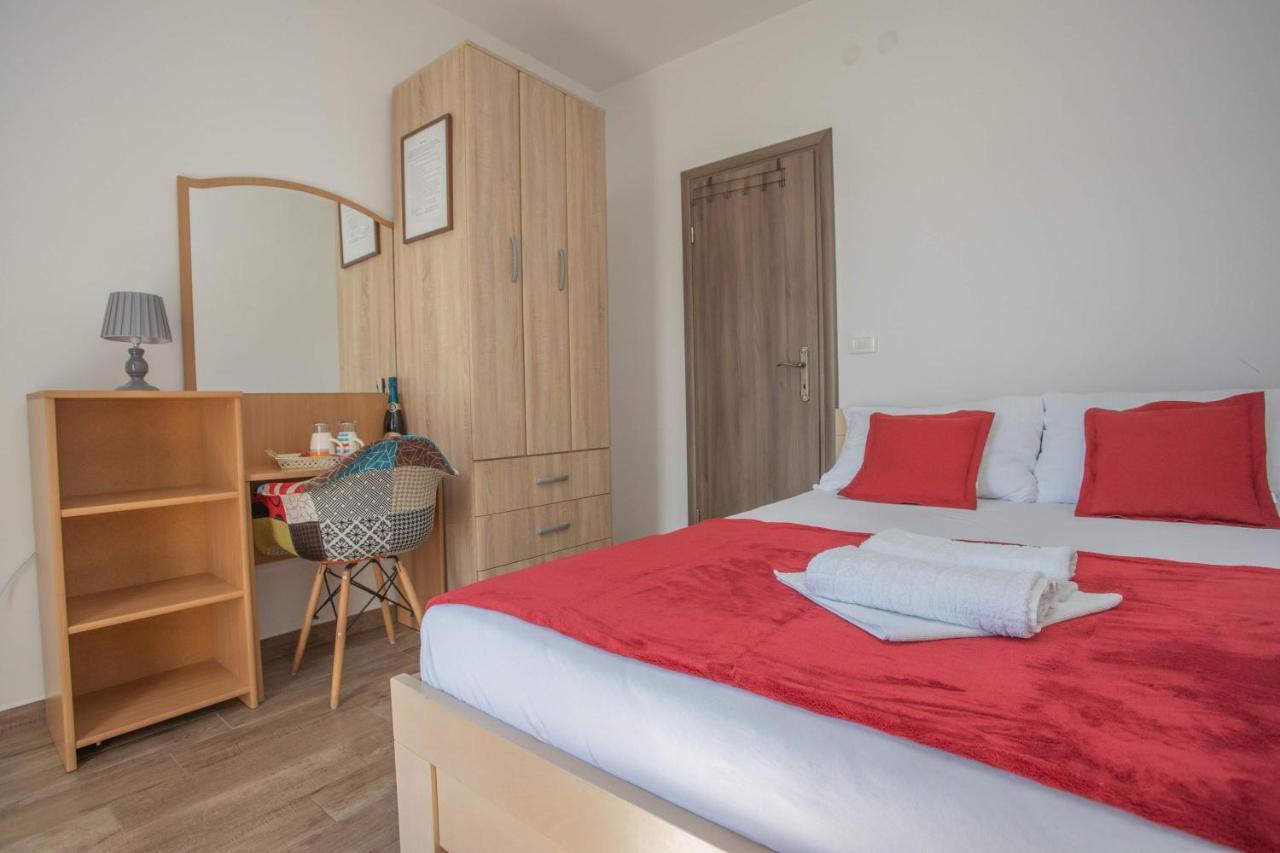 Apartments Gvozdenovic Herceg Novi Exterior photo
